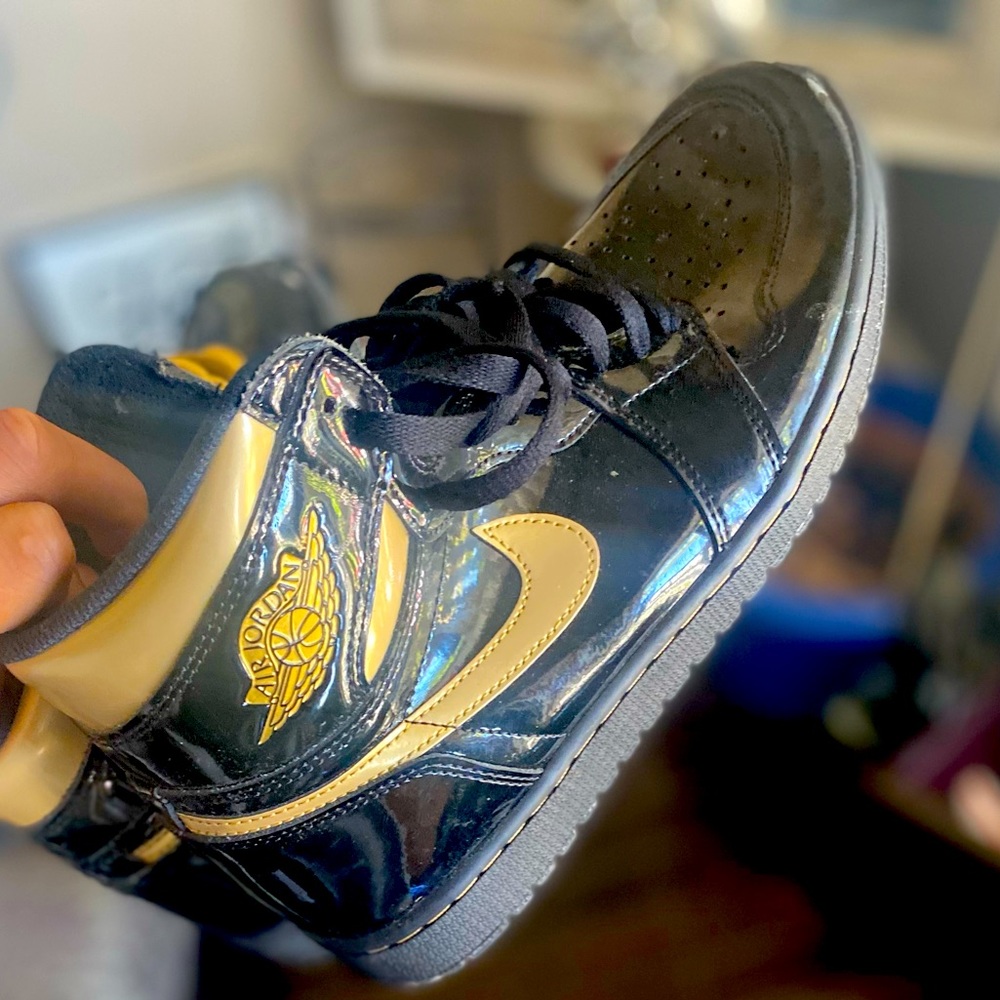 Men’s Jordan 1’s
